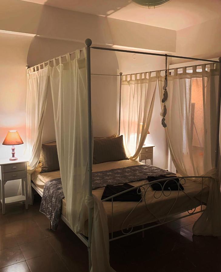 Μaria'S Flats Villa โตโล ภายนอก รูปภาพ